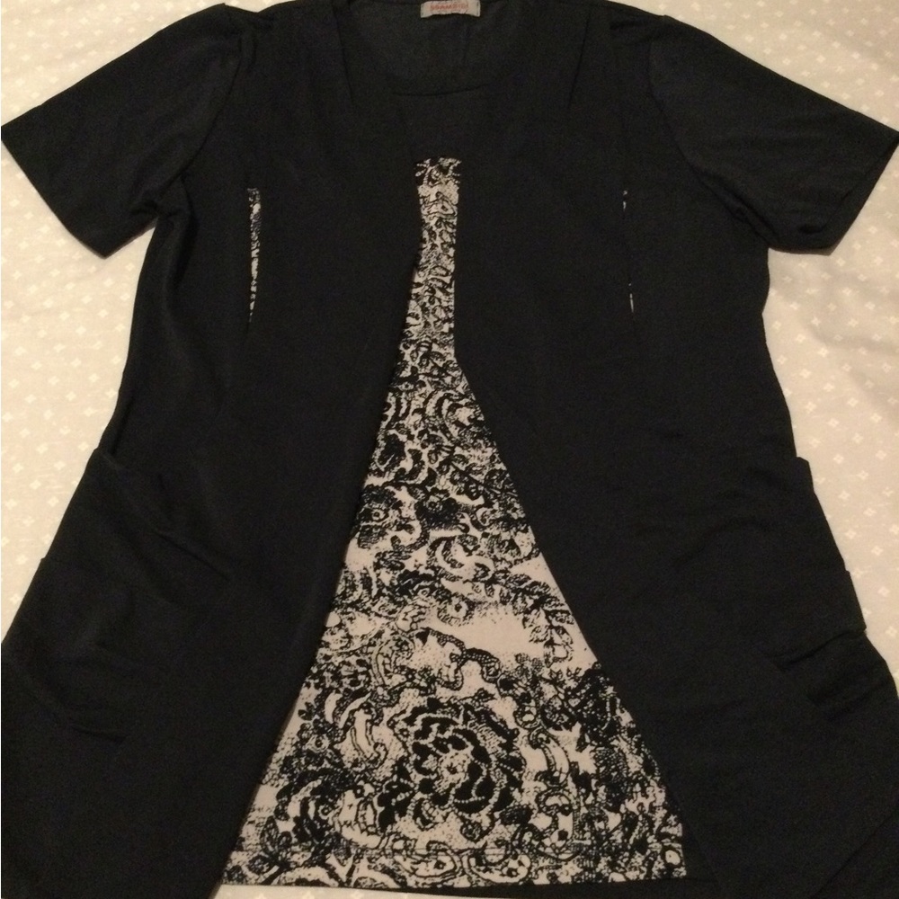 Chic Black and Cream Women's Tunic